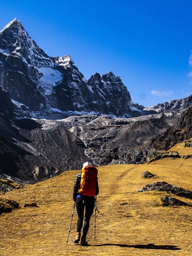 mount everest, mountains, trekking-Treks To Do In The Mighty Himalayas